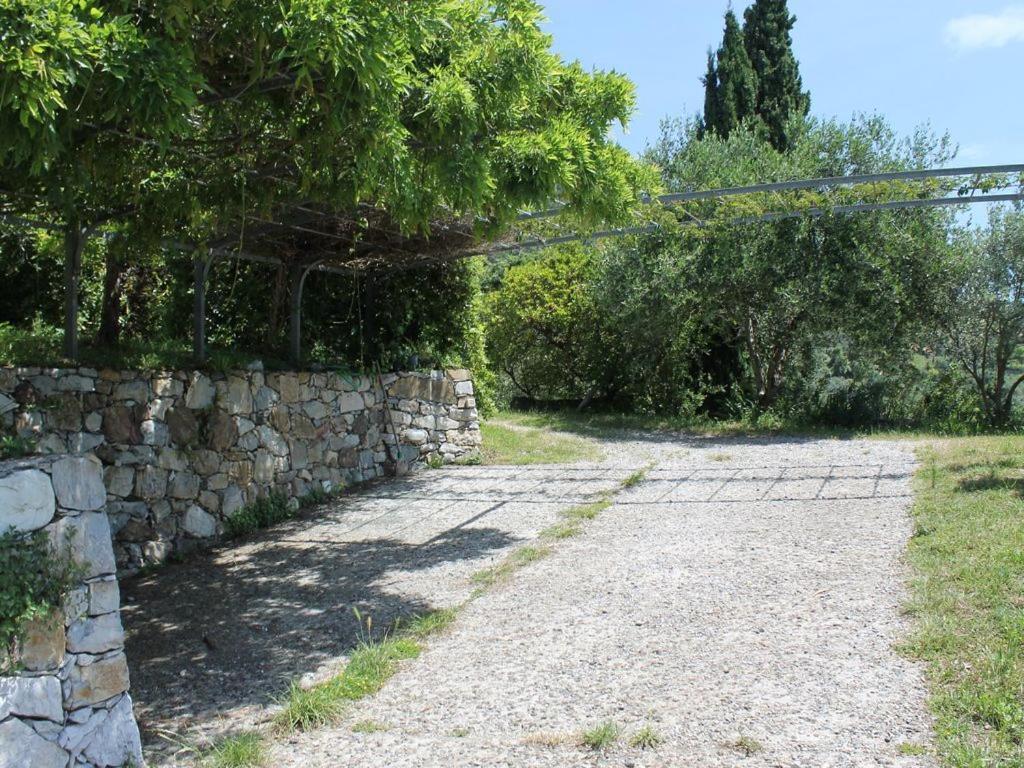 Cottage La Casa Del Pittore Reggimonti 外观 照片