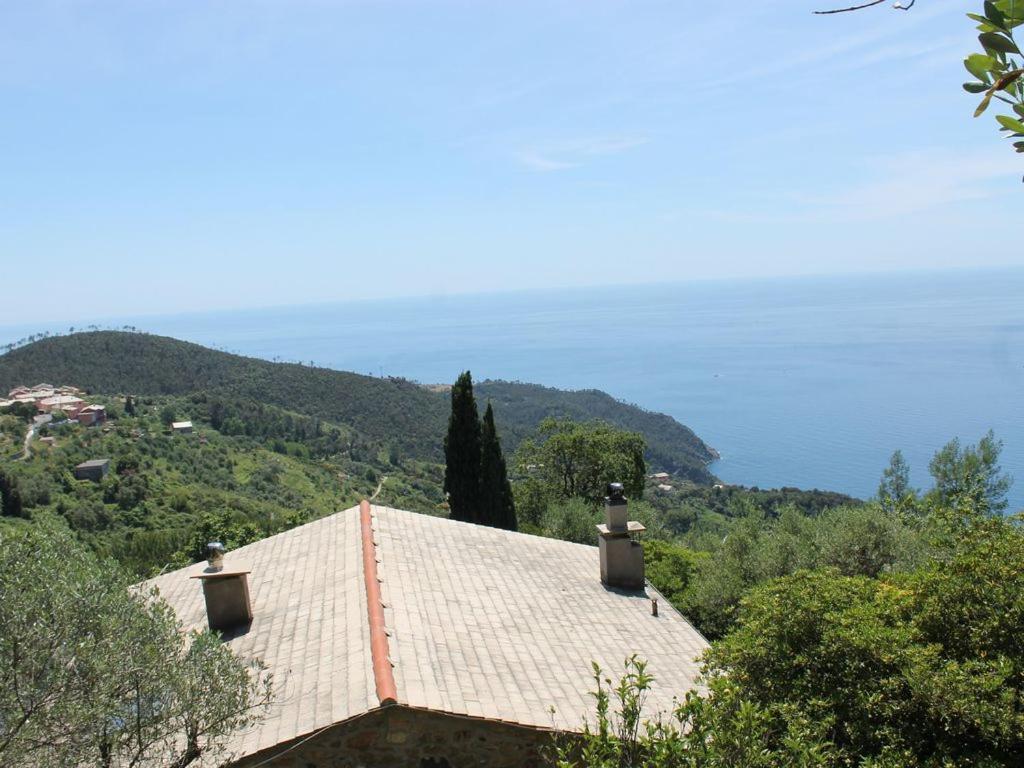 Cottage La Casa Del Pittore Reggimonti 外观 照片