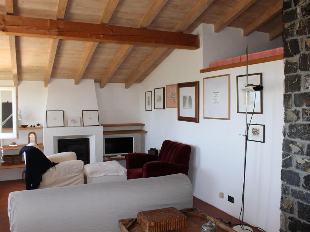 Cottage La Casa Del Pittore Reggimonti 外观 照片